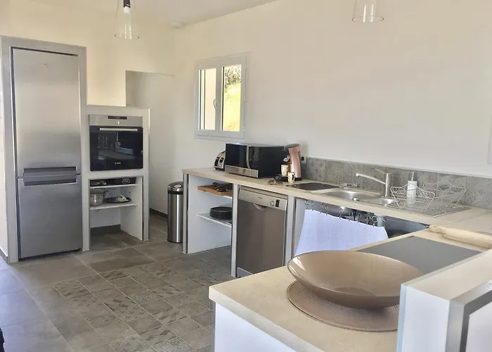 Les Marincelu Porto Pollo